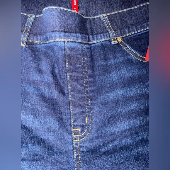 Spanx Women's Blue Skinny Jeans - Picture 3 of 8